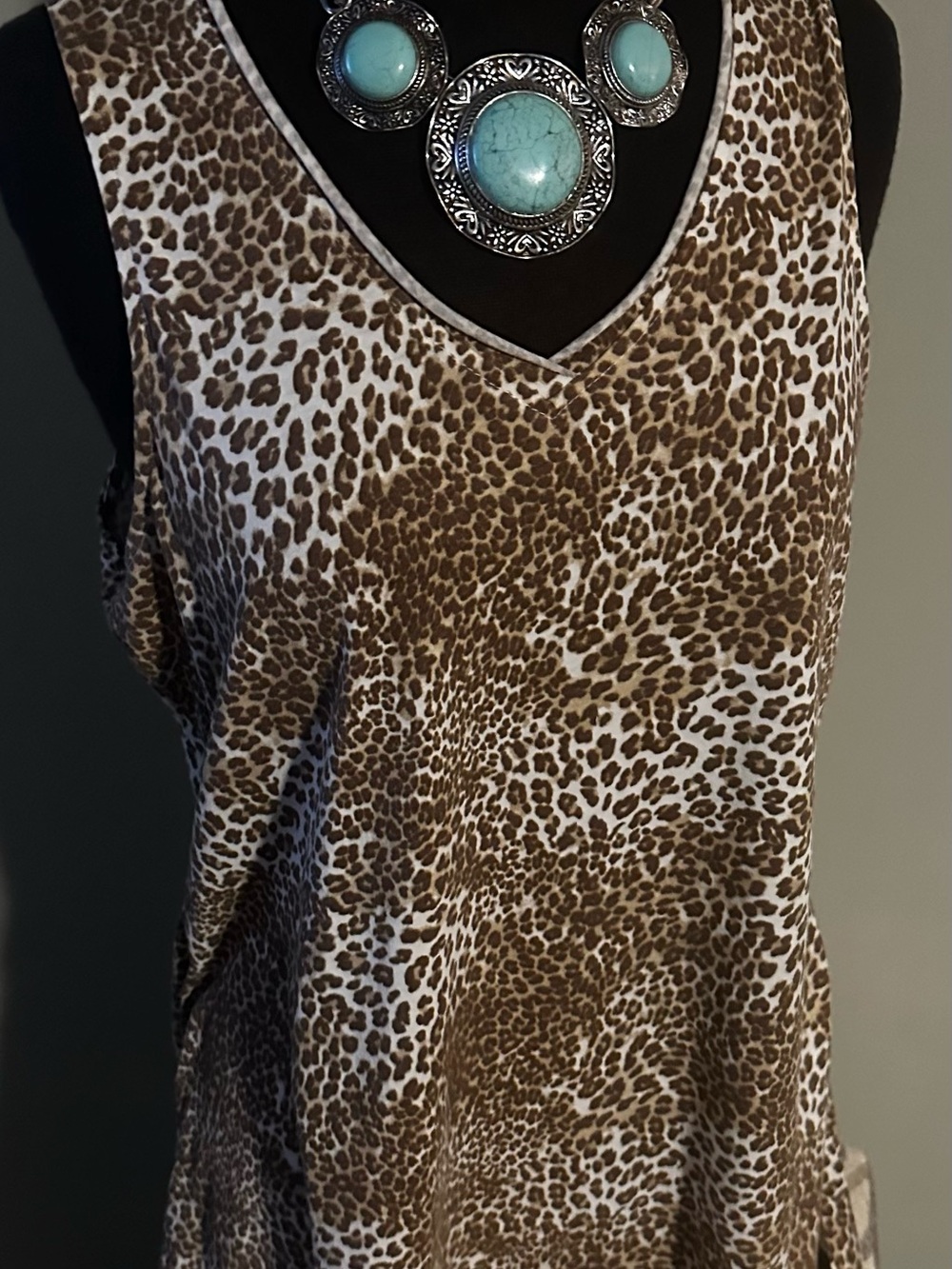 Leopard Print V-Neck Tank Top - Brown